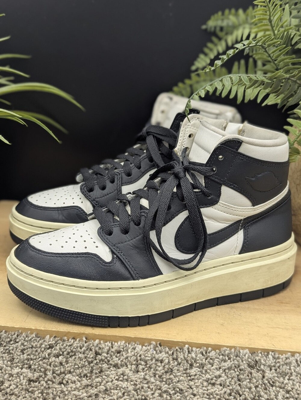 Air Jordan 1 Elevate High Top Women's Size 7.5 Platform Side Zip Leather Shoes